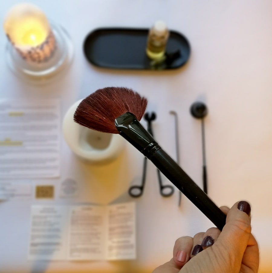 Make up brush for cleaning inside candles
