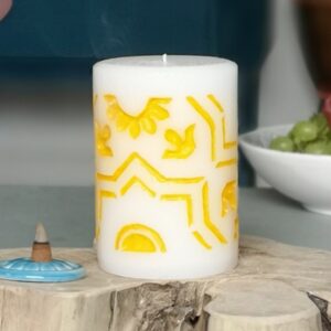 Hand-carved candle 'Sunny Day'.