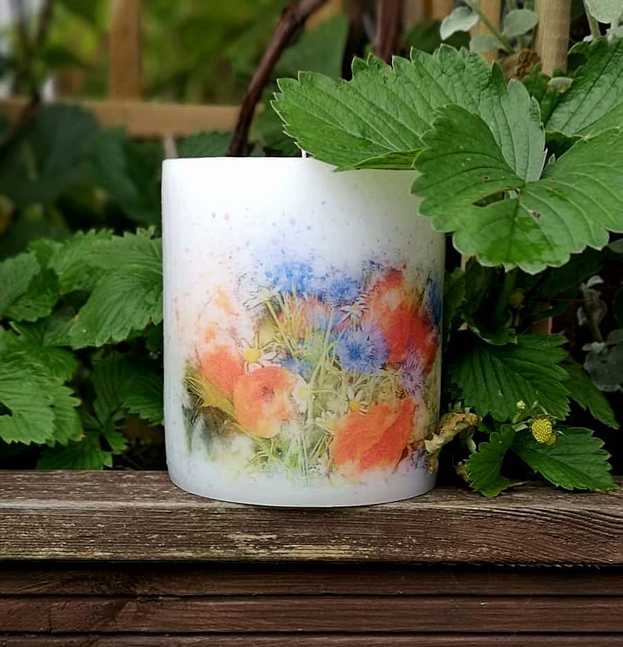Pillar candle with a picture of Wild Flowers.