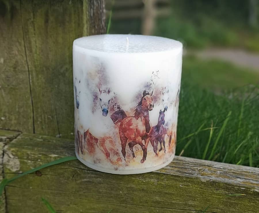 Pillar candle with with a picture of Horses.