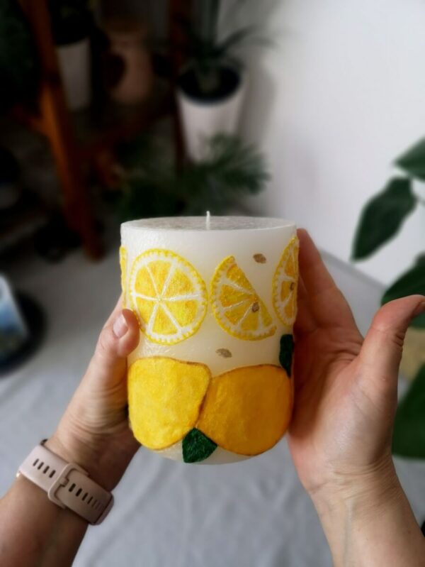 Large pillar Candle Felt Lemon.